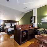 Kod Guste Bed & Breakfast 4*