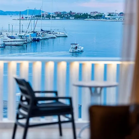 Kod Guste Bed and Breakfast 4*