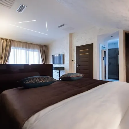 Bed & Breakfast Kod Guste Sukošan