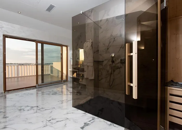 فندق مبيت وإفطار Kod Guste Sukošan