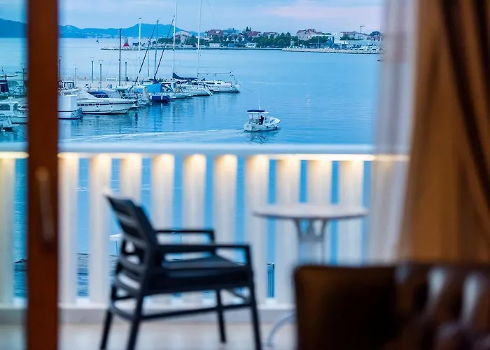 Kod Guste 住宿加早餐酒店 4*